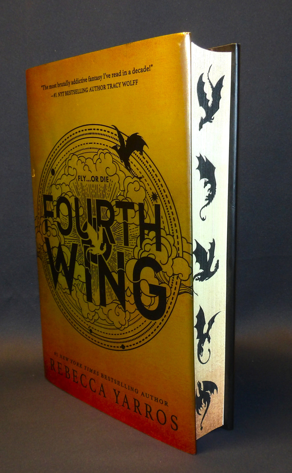 Fourth Wing (Wing and Claw Collection)